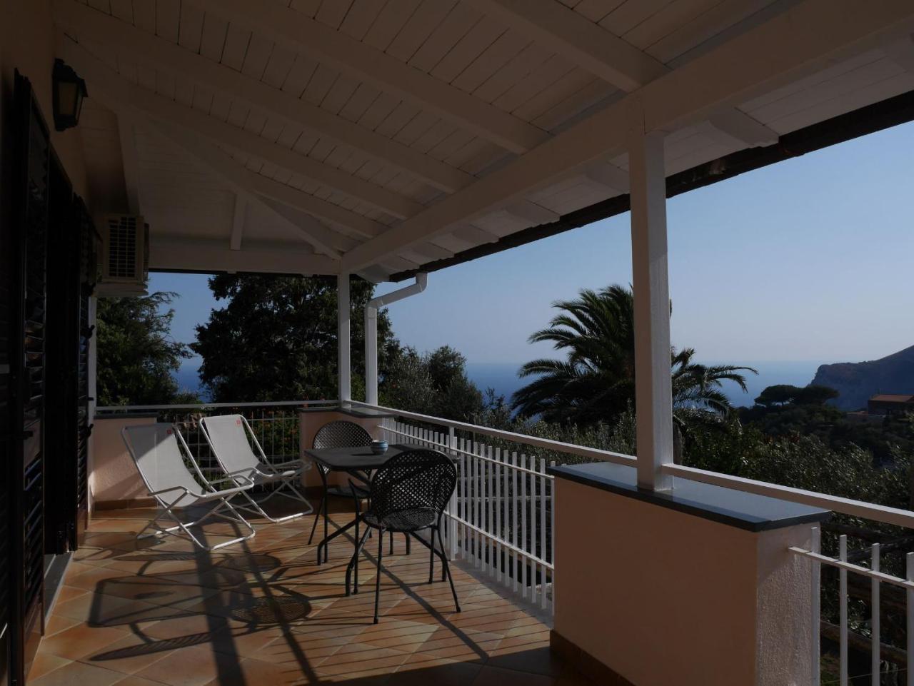 Villa Caprile Massa Lubrense Oda fotoğraf